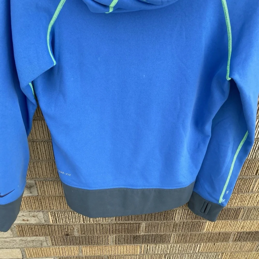 Nike Women's Small (= Youth Large) Thermafit Baby‎ Blue Hoodie Heritage Spellout